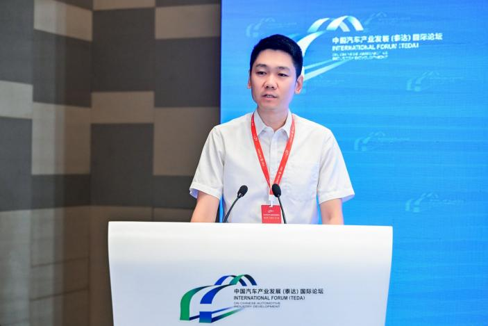 中国汽车技术研究中心有限公司中国汽车标准化研究院总工程师孙航：护航合规发展，引领技术创新——标准赋能中国汽车智能化跃迁