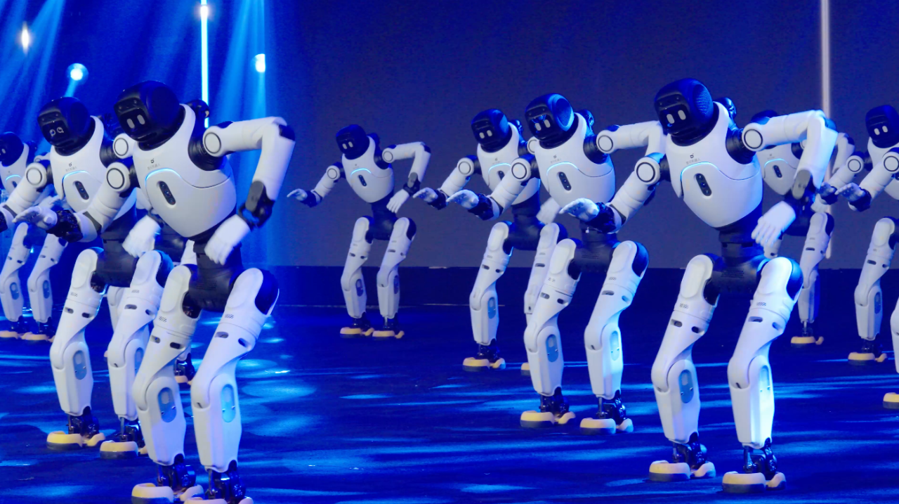 《机器人奇妙夜》成功首秀！智元将打造中国机器人文化名片