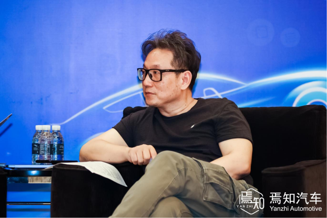 年会 | 纯视觉方案是城市NOA的最佳选择么？