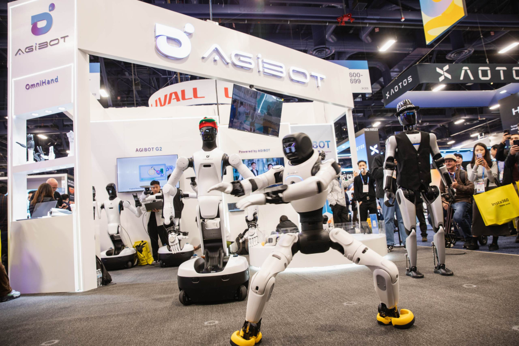 Omdia报告：智元登顶全球人形机器人出货量榜首